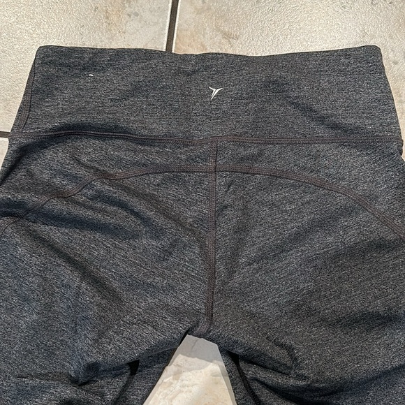 Old Navy Active - Picture 3 of 3
